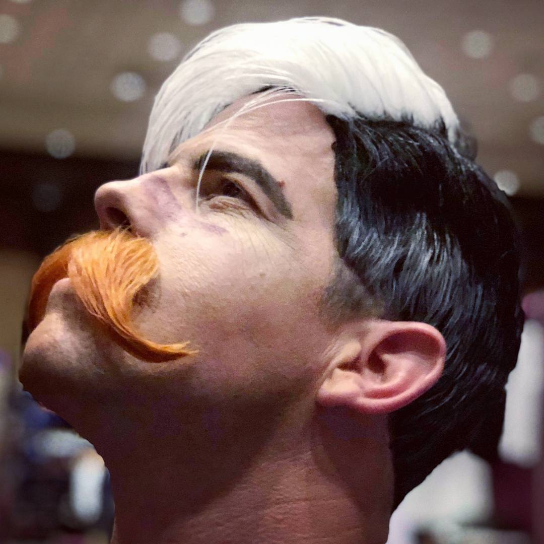 FrankandNats's tweet photo. #SpaceDad meets #SpaceUncle ???
I am so confused but doesn't he look stoic and gorgeous!
Shiro however was definitely not as excited as Lance about the #TacoBell at the space mall.
#shiroganetakashi #lancemclain
#Voltron #cosplay #Shance #OtakonVegas #horsemenofthecospacolypse https://t.co/TzZ6LsbcZ6