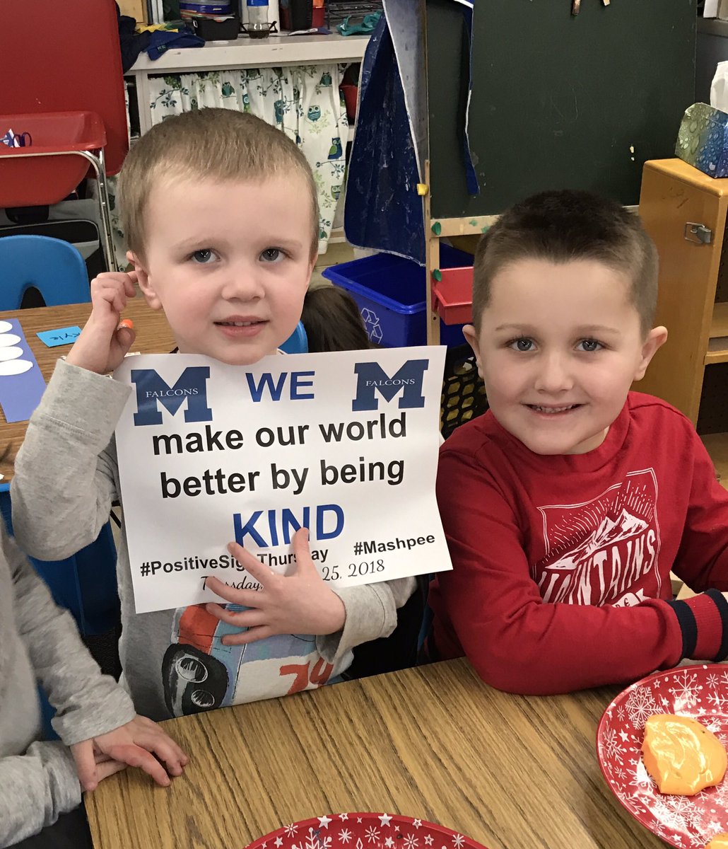 Sharon_Fulone's tweet photo. Team 172 has an abundance of kindness #mashpee #PositiveSignThursday #team172 https://t.co/RTAviIG6g0