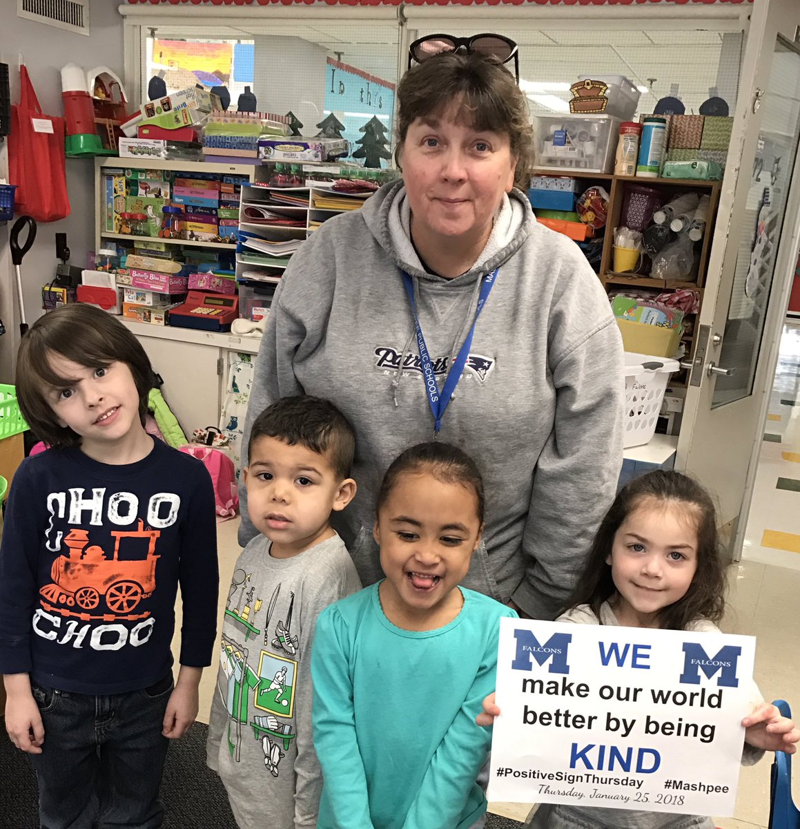 Sharon_Fulone's tweet photo. Team 172 has an abundance of kindness #mashpee #PositiveSignThursday #team172 https://t.co/RTAviIG6g0