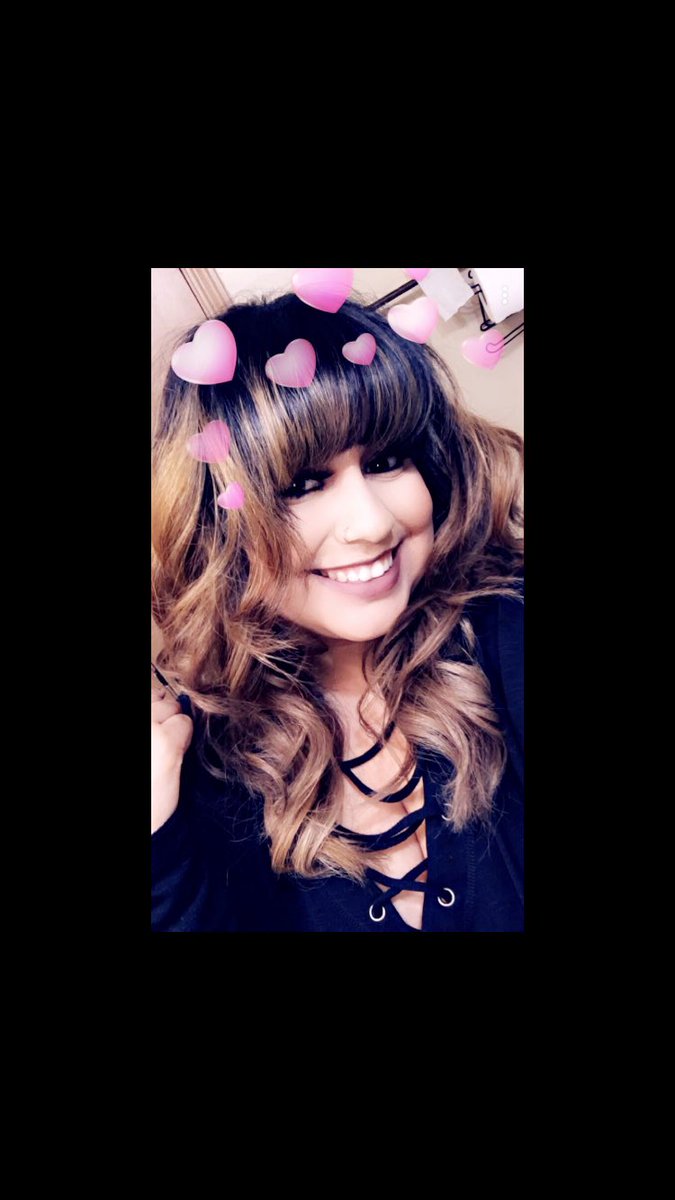 _MissIvey_'s tweet photo. So I did this thing today π
#IHaveBangs π https://t.co/Kt98JbvIoI