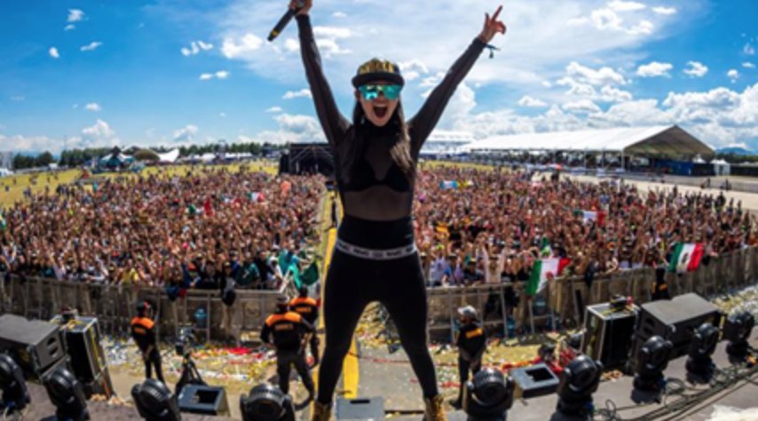 Aftercluv's tweet photo. ¡Wow! @MarianaBoMx llega a la familia Spinnin' Records https://t.co/8JIe9vhn22 https://t.co/Os0szmKIYF