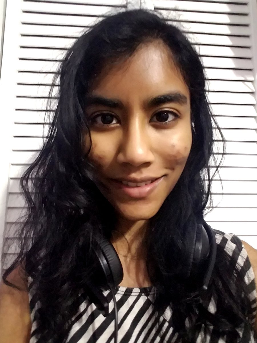 liliorum's tweet photo. Okay so I've missed a couple of days cause I've been sick but I'm still going to keep trying!
(Also boo small breakout happening but gonna try to push past it)
#ProjectSelfie https://t.co/QibosaHKRw
