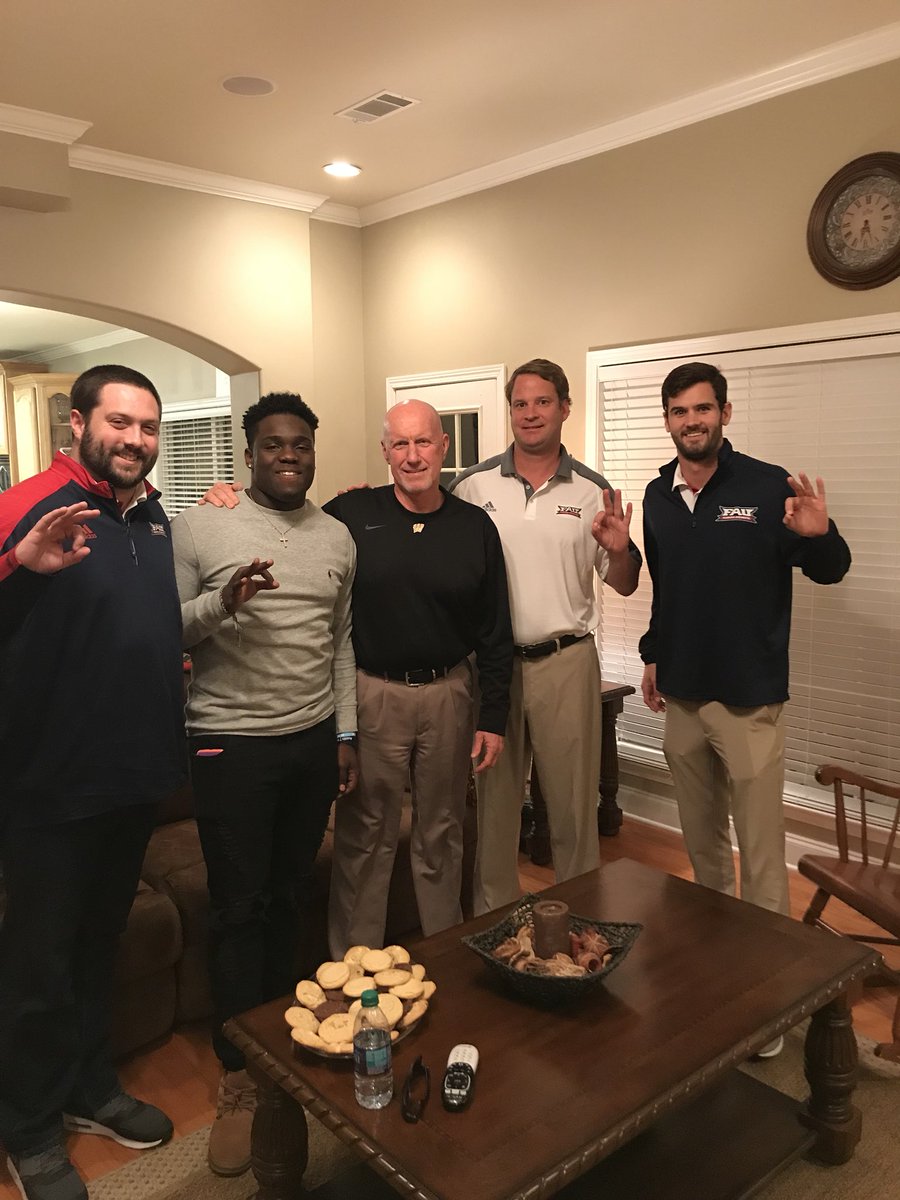 Great in home visit with one of the best coaches in college football <a href="/Lane_Kiffin/">Lane Kiffin</a> 🔴🔵🦉