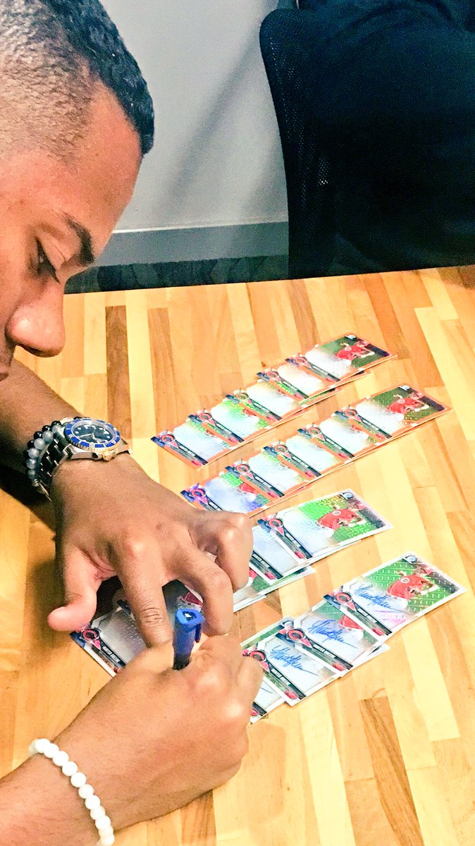 HunterGreene17's tweet photo. I’m really happy about my partnership @Topps Nice job on the cards, I think the fans and collectors are going to like these. Much ❤️ 2 Marissa &amp; my agent @greeneggsnhamil @CAA_Baseball https://t.co/JRBh39tLuC