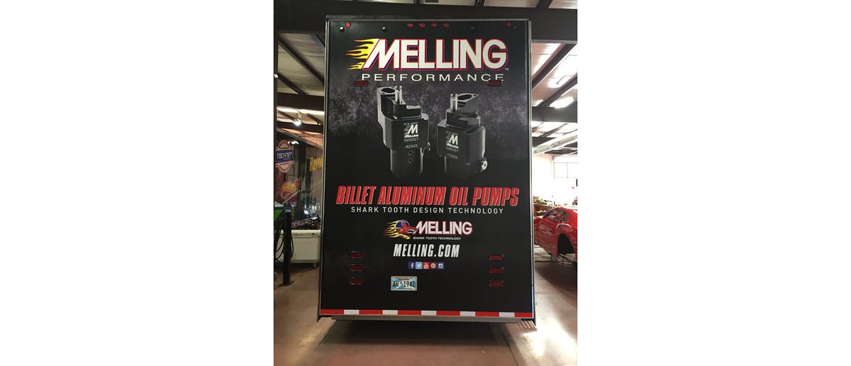 MellingSelect's tweet photo. We are getting really excited for the 2018 @nhra racing season! Ck out the new @erica_enders @elitemotorsllc 2018 Race Hauler ! #melling #mellingperformance #mellingracing #nhra #dragracing See you at the #winternats https://t.co/dEsMTgTMwr