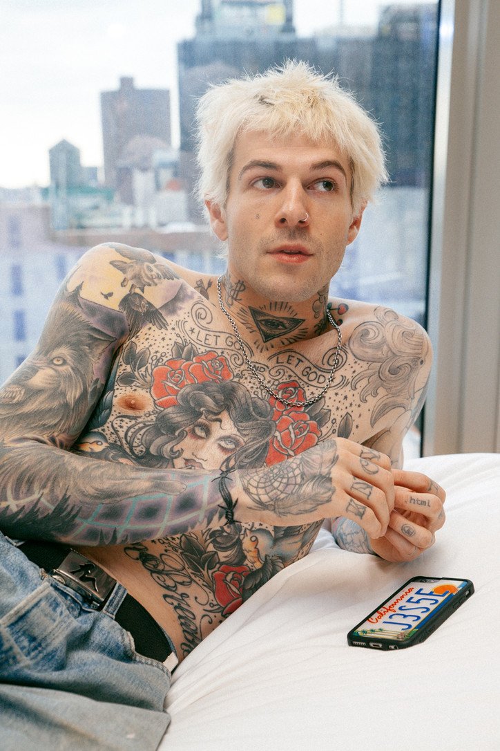 Jesse Rutherford por Vixxion no - The Neighbourhood Brasil