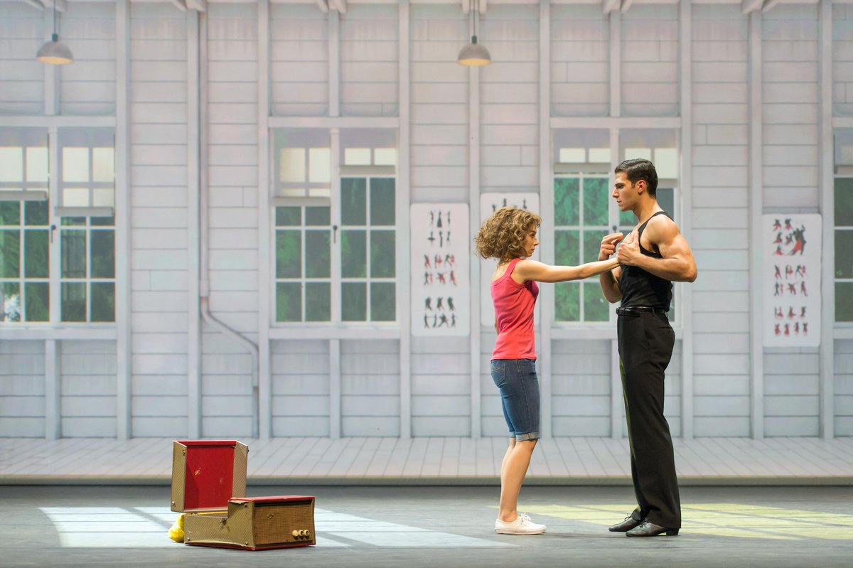 Dirty Dancing Live tweet media