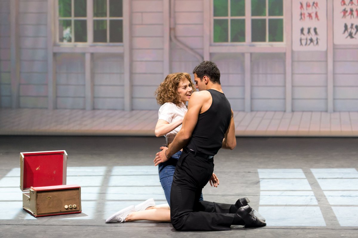 Dirty Dancing Live tweet media