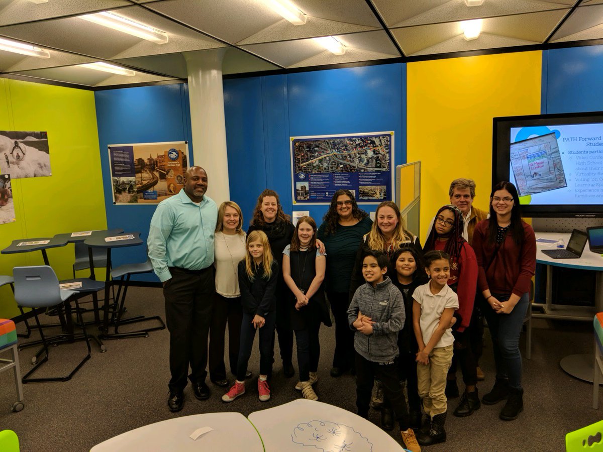 KathleenTechX's tweet photo. Great evening watching our amazing students show off their learning to the School Board Members in our new Modern Learning Space @RCSDNYS @rcsdtechx #IamTechReady https://t.co/HO3khwp2Aq