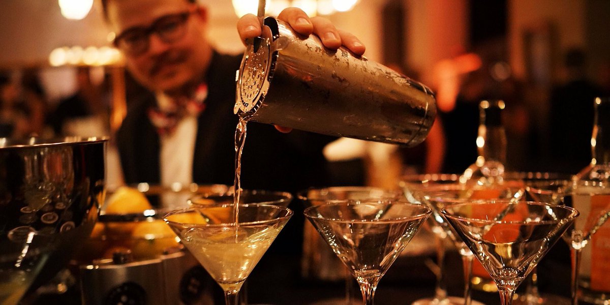 RPB_Asia's tweet photo. We are proud to announce our official partnership with The Bar Awards for #RPB 2018! Join us to experience the best of industry with Bar talks, bartender demos and witness the official award presentation and ceremony at the show!

#rpb2018 #rpba18
Photo: https://t.co/iXEXRICnsd https://t.co/TrxayCL80m