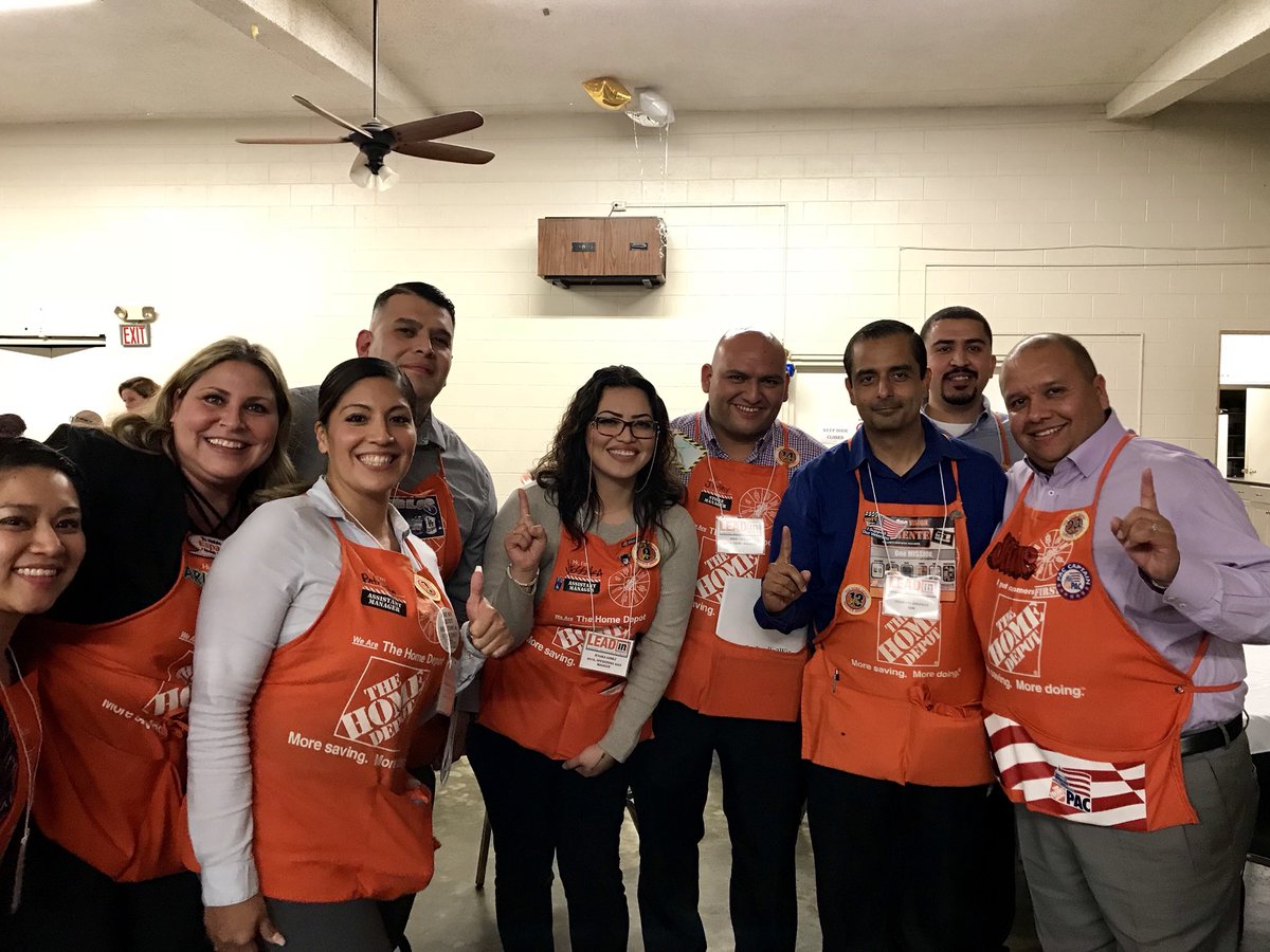 HDTeamJessika's tweet photo. #PacCenLeadIn2Win #D223LA #OrangeBlooded 🍊 https://t.co/B7JTxt3kzx