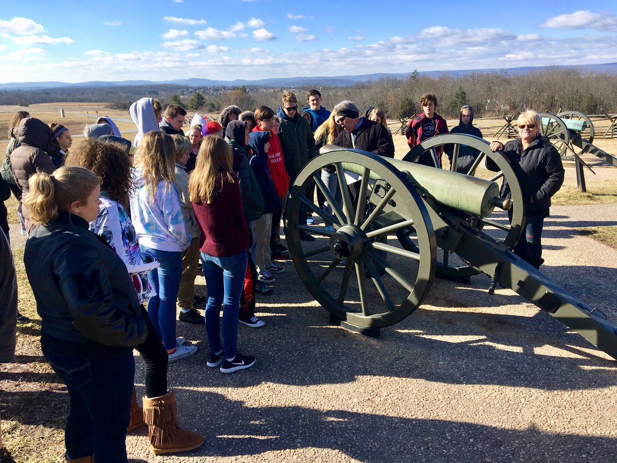 JayCBarbour's tweet photo. Today we toured Gettysburg Civil War battlefields &amp; viewed the Battle Cyclorama - largest oil painting in North America, painted 130 years ago! Lunch @ a 242 year old tavern - a stop on Underground Railroad. Then on to an Amish farm, a 1 room schoolhouse, &amp; dinner. @SMSeagles16 https://t.co/a7HsdXC7ea
