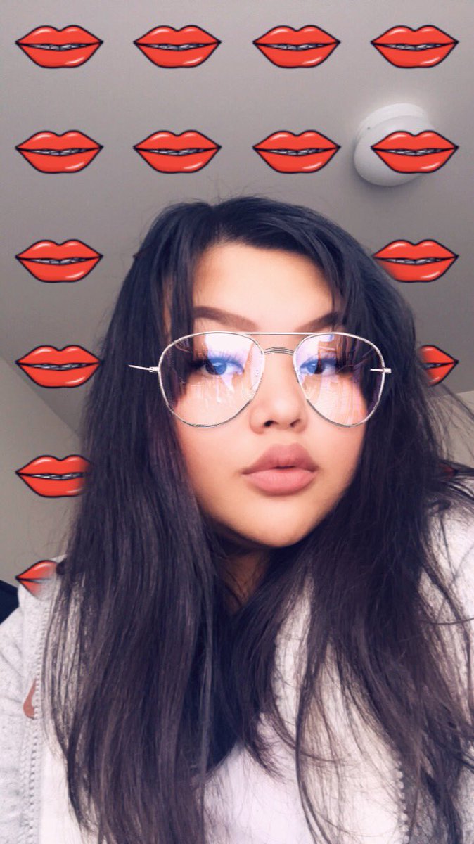 pikaeee's tweet photo. this really my favorite filter 💋 https://t.co/0z7Gqr4pX9