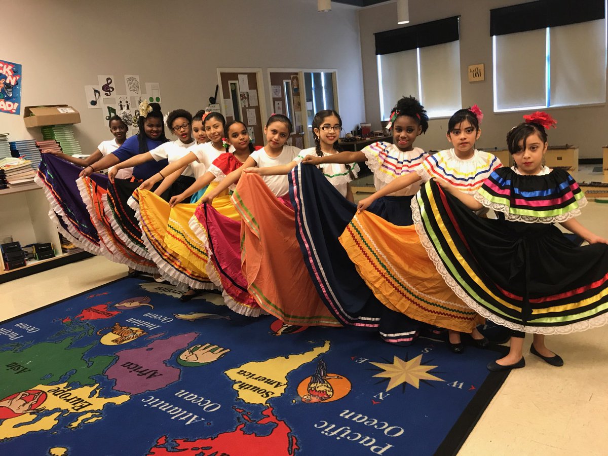GetwellElem's tweet photo. Hispanic Heritage Appreciation @GetwellElem #Scsk12unified #SCS https://t.co/V2fTu3Ogly
