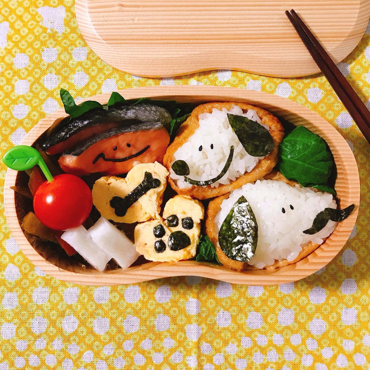 山本ちろ フォロワー様プレゼント企画中 على تويتر スヌーピー弁当 まだ 断水の為 作り置きおかずで 間に合わせ弁当です 洗えない茶碗が溜まるーっ 早く気温上がって雪溶けてくれー 娘弁当 お昼 お弁当 キャラ弁 スヌーピー いなり寿司 水の有り難みをここ
