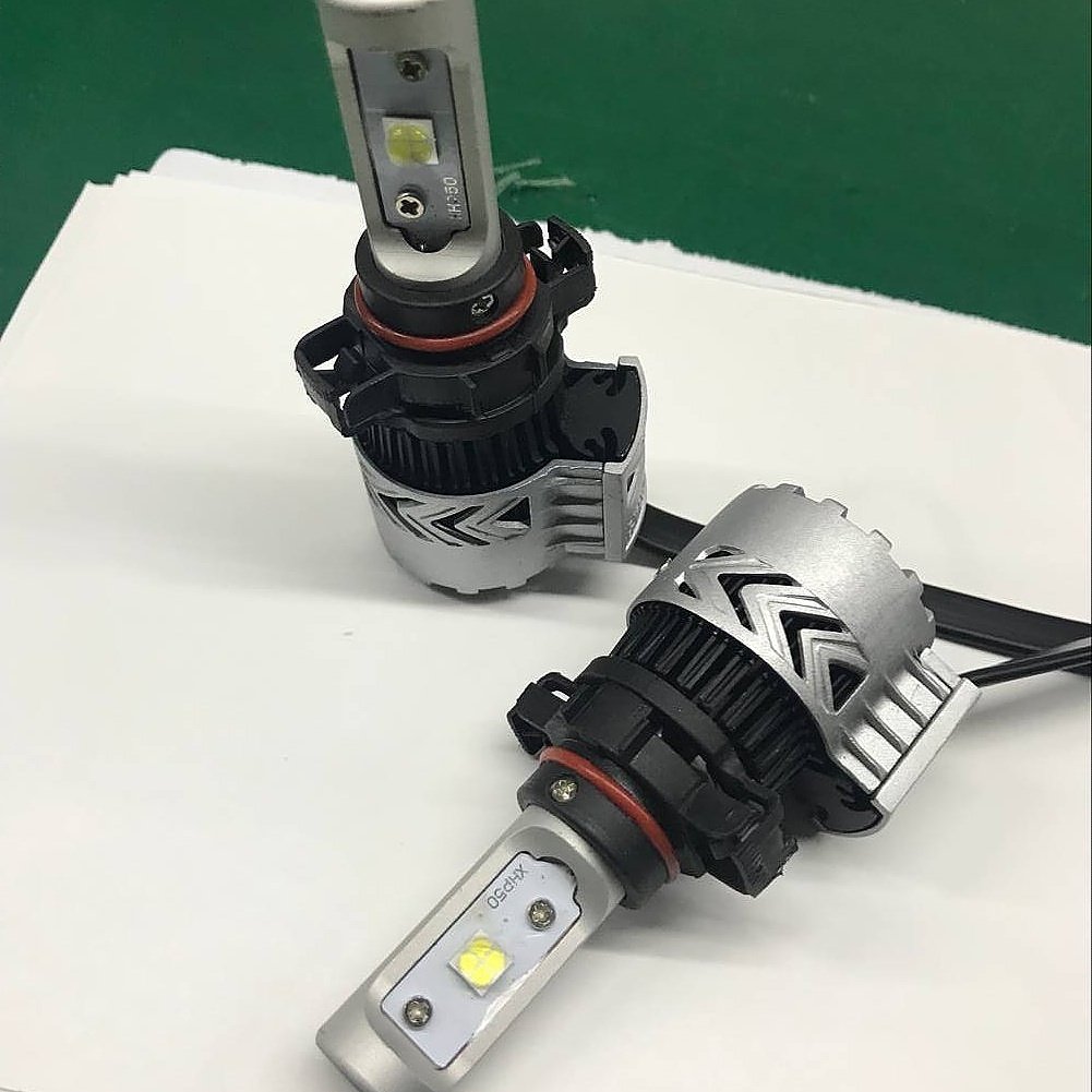 H16 6000Lumen Cree LED Headlight😁😁😁#led #ledauto #ledlights #ledlightbulb #ledheadlights #ledheads #ledrocklights #cree #creeled #creeleds #creeledlights #creeledbar #jeepled #jeepher #jeepwrangler #jeep #carledlight #cars #car #carsledlight #vehicleledlightbar #vehicles