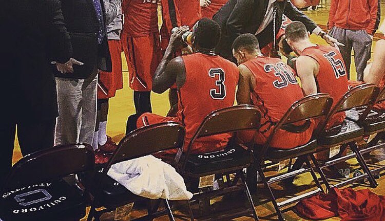 Fawazzz_'s tweet photo. Want to be one of the first to congratulate my brother @RockSteadyRD3 on his achievement of scoring a 1000 collegiate points, bro pushed me everyday to be a better basketball player and leader, you deserve it kid. #MyPointGuard #We WasTheBestBackcourtInTheMASCAC #30x3 https://t.co/epoGyHYP9d