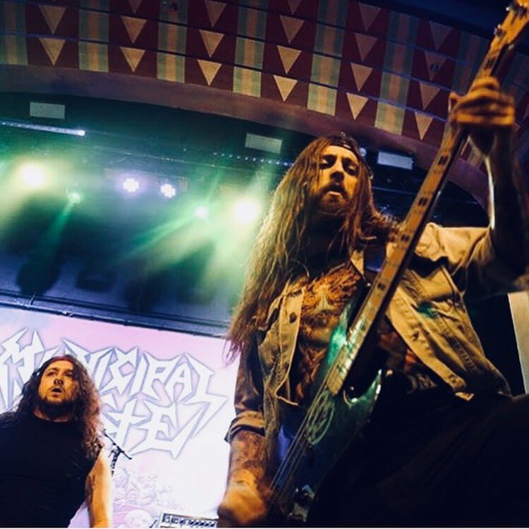 SYScarsFest's tweet photo. #tbt when @MUNICIPALWASTE fucked you up at SYS 2016! They’ll be touring with @ExodusAttack starting February, so go support our homies and don’t miss out on a kickass time! #showyourscars https://t.co/BM3PwcEk8j