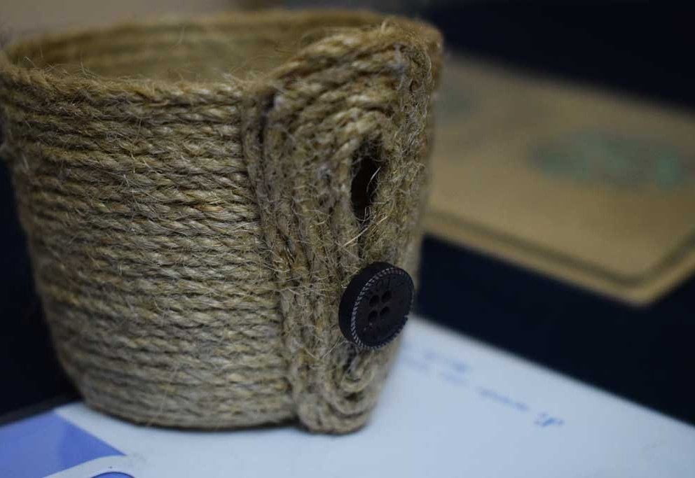 obooshyindia's tweet image. Give your hot coffee mug a cute cover this winter.
#DIY #diycoffeemugcover #diycover #diylifestyle
goo.gl/Vz8EuR