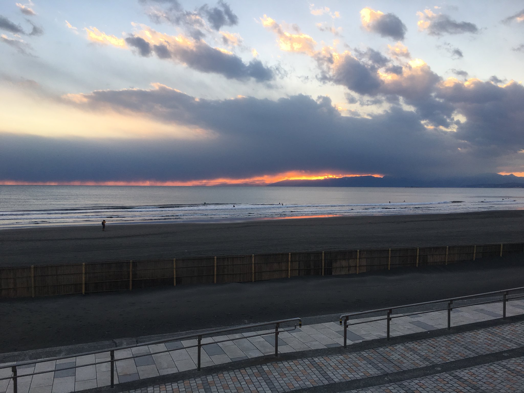 Lucky 湘南海岸日没前https T Co Dgpeg5ur23 Twitter Lucky 湘南海岸日没前https T Co Dgpeg5ur23 Twitter