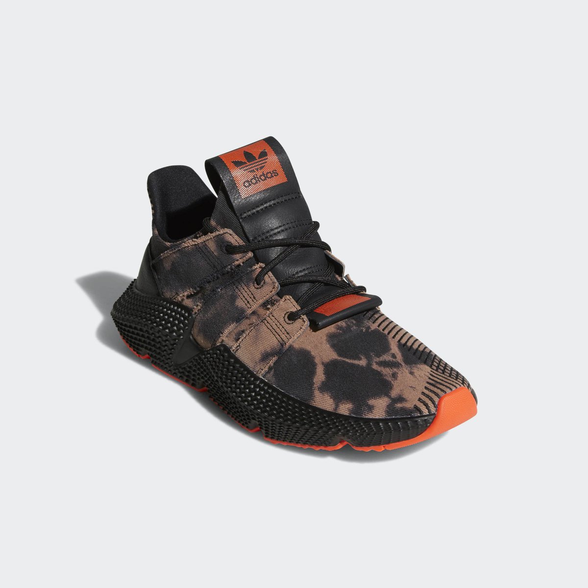 adidasalerts's tweet photo. Now available on #adidas US.
adidas Prophere Bleached Textile.
—> https://t.co/zV8b1uYIAg https://t.co/ohIZ1JGImI
