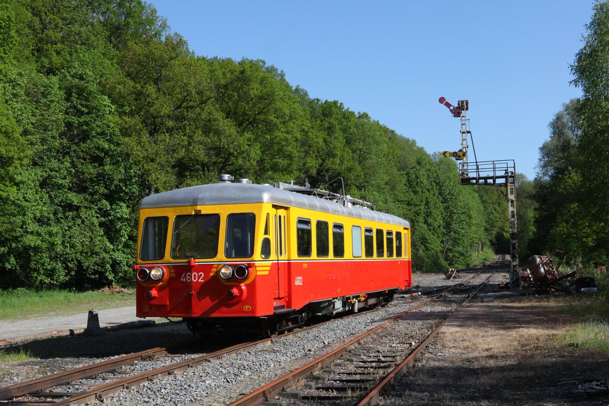 PFT_TSP's tweet photo. #lechemindeferdubocq #CFB #L128 #sovet #4602 #pfttsp #pft #tsp #ciney #yvoir
Photo, Spontin, 23.05.2010, Jean-Luc Vanderhaegen https://t.co/UgSTgTkrHO