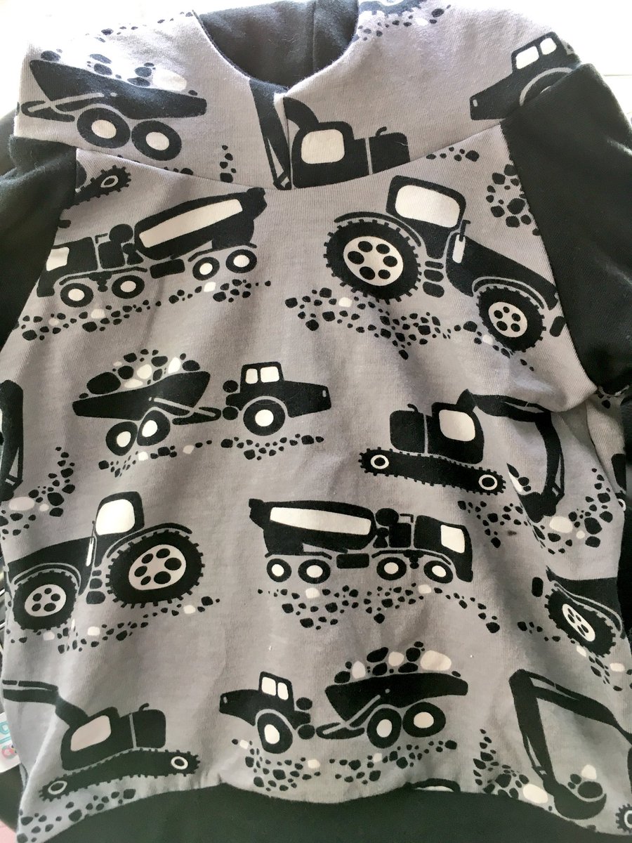 AshleyMCampbel1's tweet photo. Stumbled across a small local business that just happened to have the perfect sweater for Krew. It had the #concretekid ‘s name all over it! #concretetruck #concretemixer #shoplocal #saskmade #concretealldayeveryday #concrete #concreteeverything #pinkthreadedowl https://t.co/GXlMZQvr26