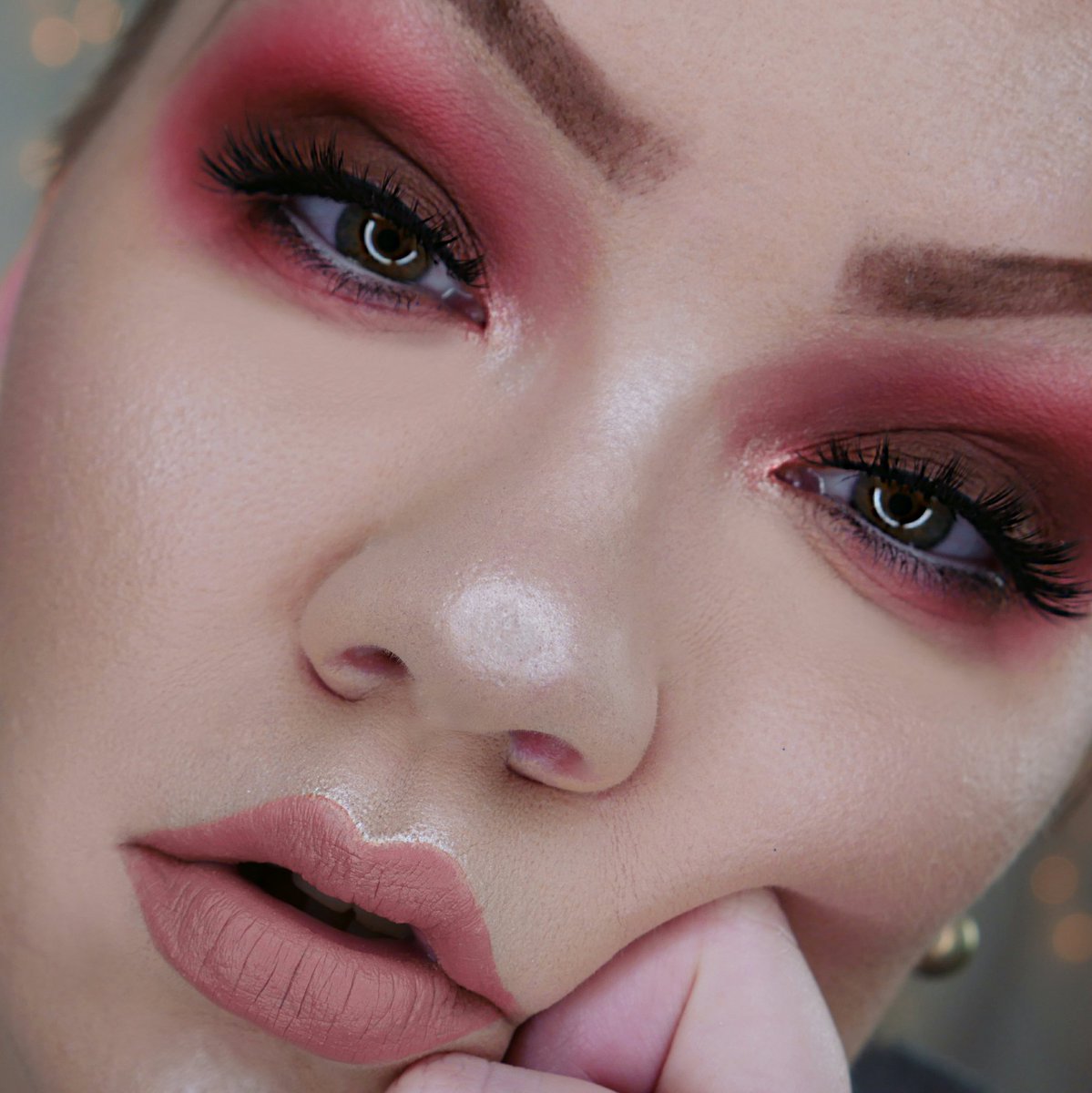 S_personalityyy's tweet photo. #NewProfilePic #morphebrushes #morphebabe #splitpersonalityyy https://t.co/ur2AFX3uIF
