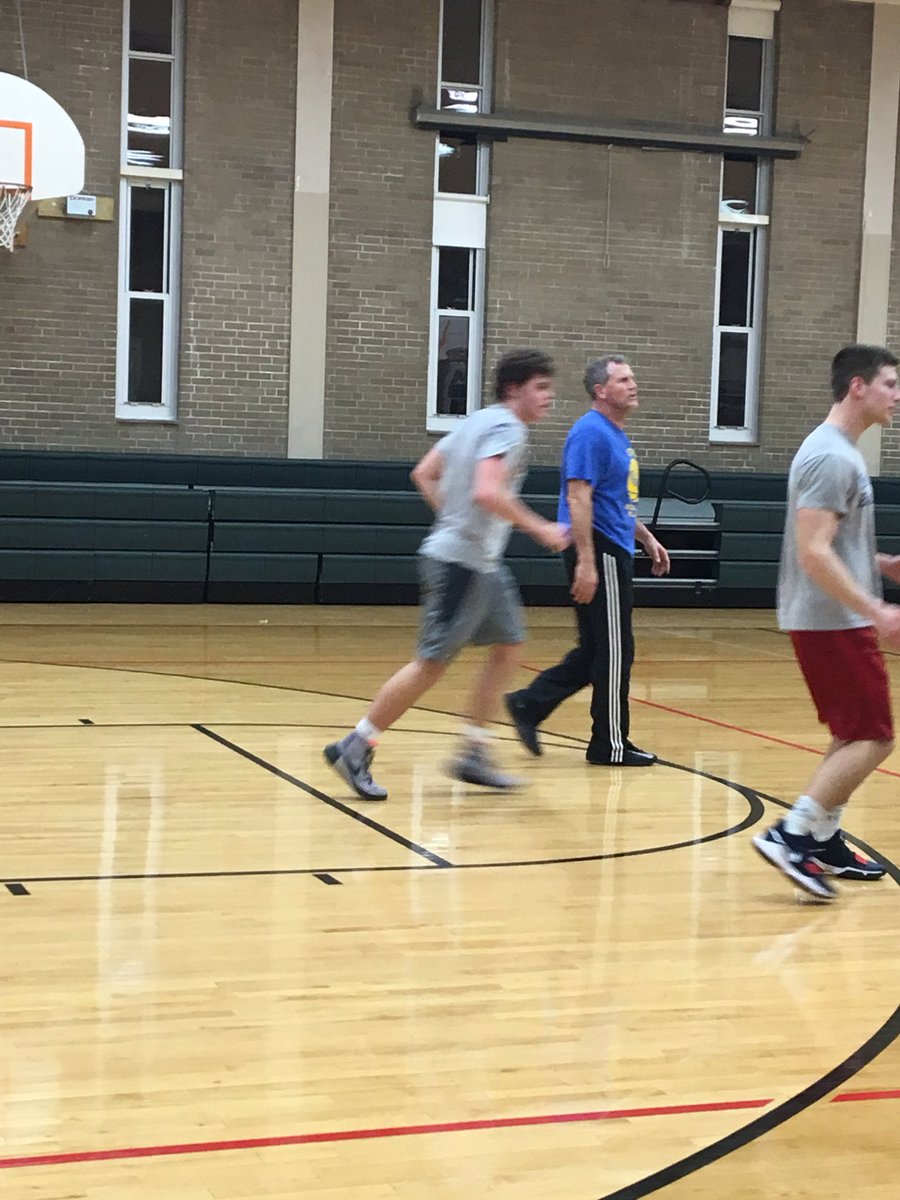SJCPurple's tweet photo. Does your coach scrimmage and dominate a bunch of high schoolers? I don’t think so @Church_League @voiceofgodpod @BarstoolCL https://t.co/0L9uzpDN0J