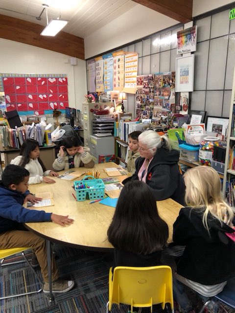APSalvarado's tweet photo. Small group instruction in Mrs. Montoya’s classroom with the help of parent volunteer. 
#learningforall #thewholechild #ADayInSchool @ABQschools @APSLZ3 https://t.co/R1zizGl95k