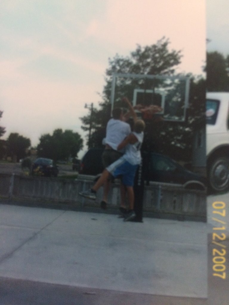 GaroldBaker's tweet photo. @katieyank31 @nyknicks @RonBaker31 There was a time, but I think he was 12 and I was 40 on an 8’ goal! Fam is definitely 🐐! https://t.co/DEPTO7jf7a