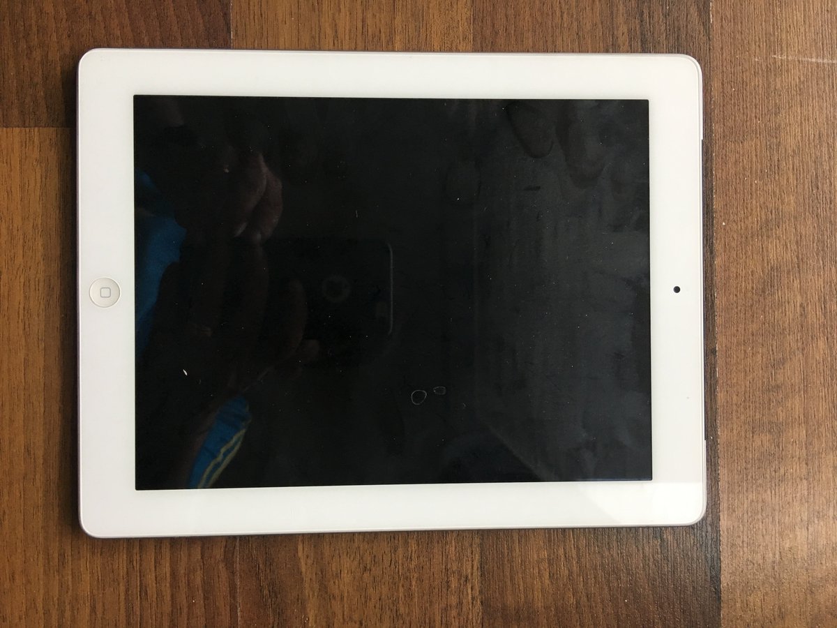 vishalkapoor91's tweet photo. The great Amazon Sale Tamasha! Amazon not only cheats, but brazens it out confidently without any institutional remorse. While it silently acknowledges verbally that its people bungled up, doesn't mention it in written, let alone apologise #amazoncheats #BewareOfAmazon https://t.co/JlsRwg4CTB