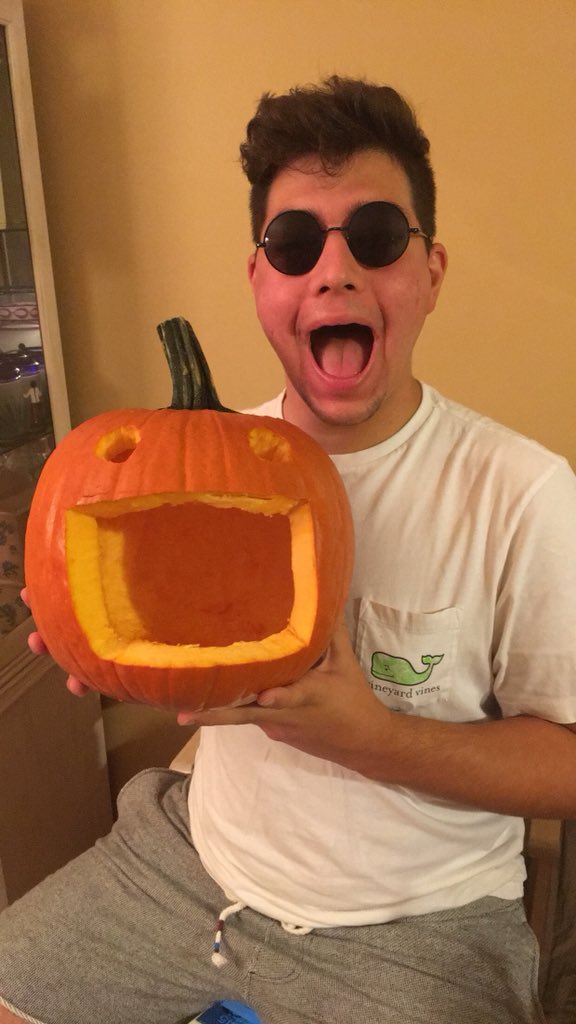 🏐MEET:Coach Daddy MyatB

🏐HOBBIES INCLUDE:Extreme couponing w his mom on weekends, starred as Jacob Black in the hit movie series Twilight..yes he will show you his abs if you ask him
🏐WHT HE BRINGS:We need a reserve in case Brad walks off into the sunset with ur girl mid-game