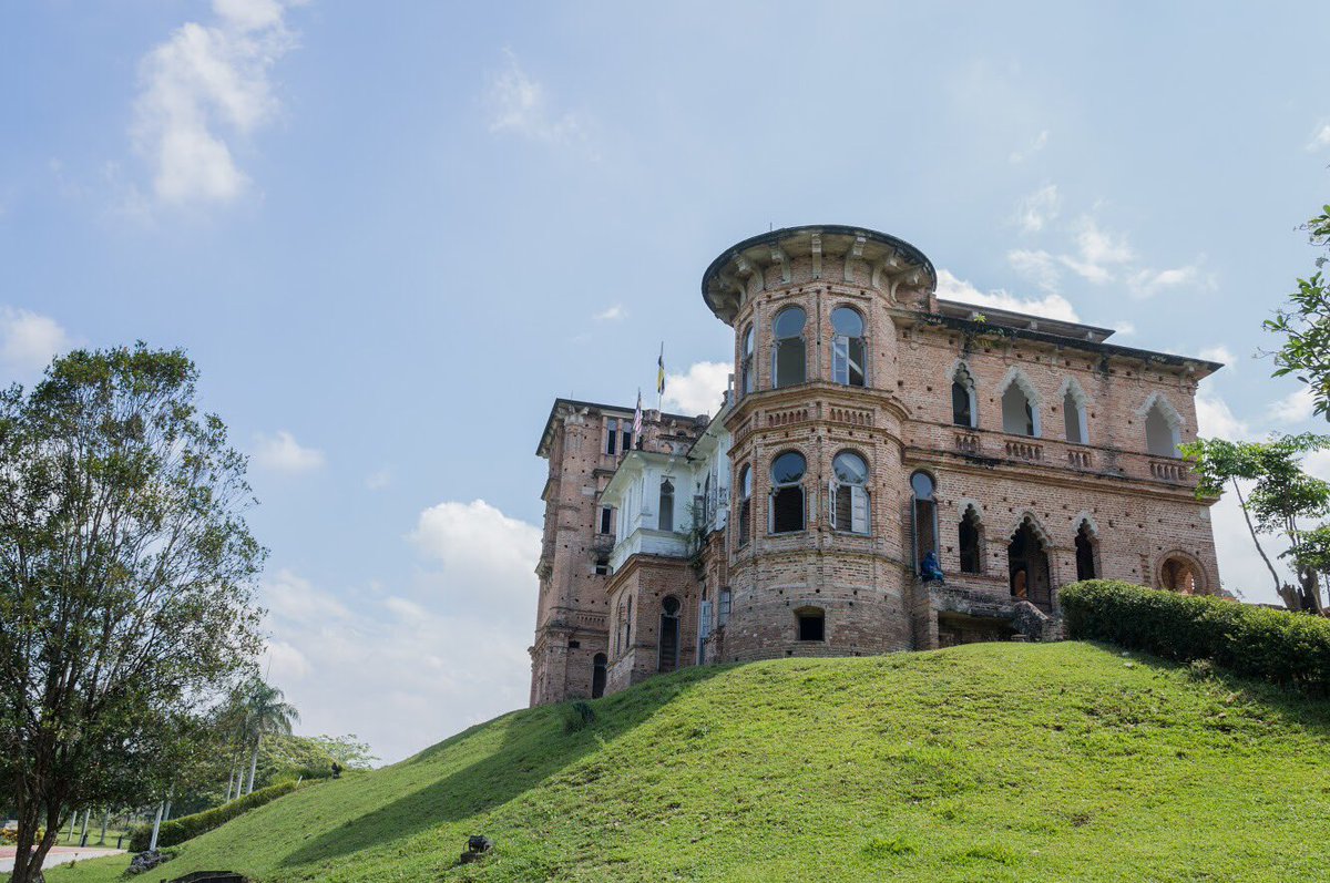 Paranormal Night Tour: Unlocking Factual Mysteries is a unique touristic programme aimed at providing visitors a chance to experience Kellie’s castle at its haunting best. There have been claims that ghosts roam the building.