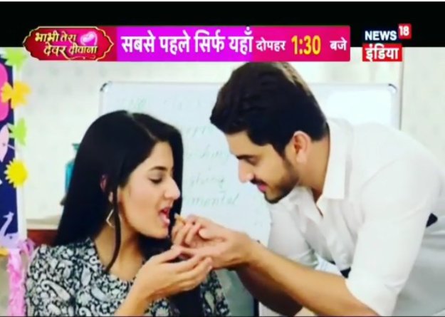 ojalchanduka12's tweet image. Just look at him... 😍😍😍😍
Feeding her like his bachchaaa😭😭😭😭😭 who does that... Yes, only and only our ACP Neil Khanna 😭😭😭😍😍😍😍😭😭😭😭

#Naamkarann #HubbyGoals
