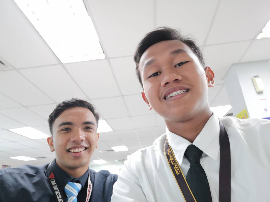 SaifulSugan's tweet photo. Acah budak perdagangan 🤣😂
#doneinterview
#baruUpload
@Faiz_Captain98 https://t.co/569d2pwuXB
