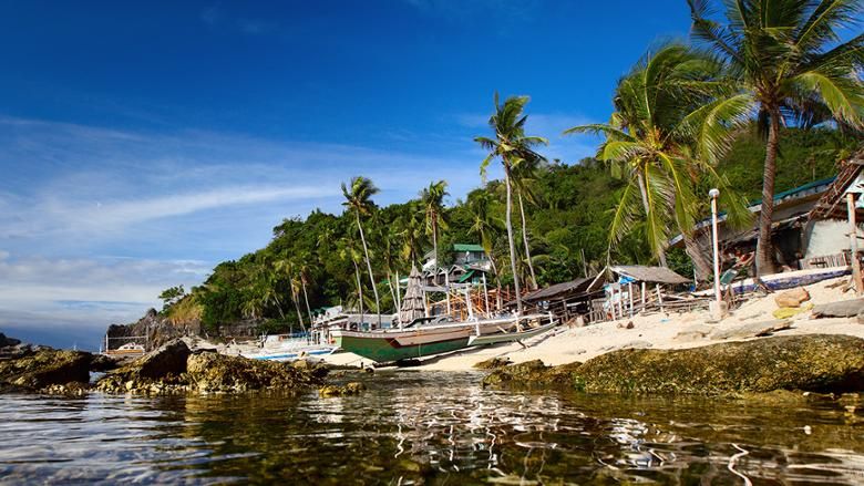LoneTravellers's tweet photo. NEW: Hello Friday 🙌 Our founder @MarshallMargaux has been featured on @Friday_Magazine as part of their latest article on the ultimate travel bucket list! Check out the article here 👇https://t.co/ZMzMmxPxvH https://t.co/8ocN2LSVYr