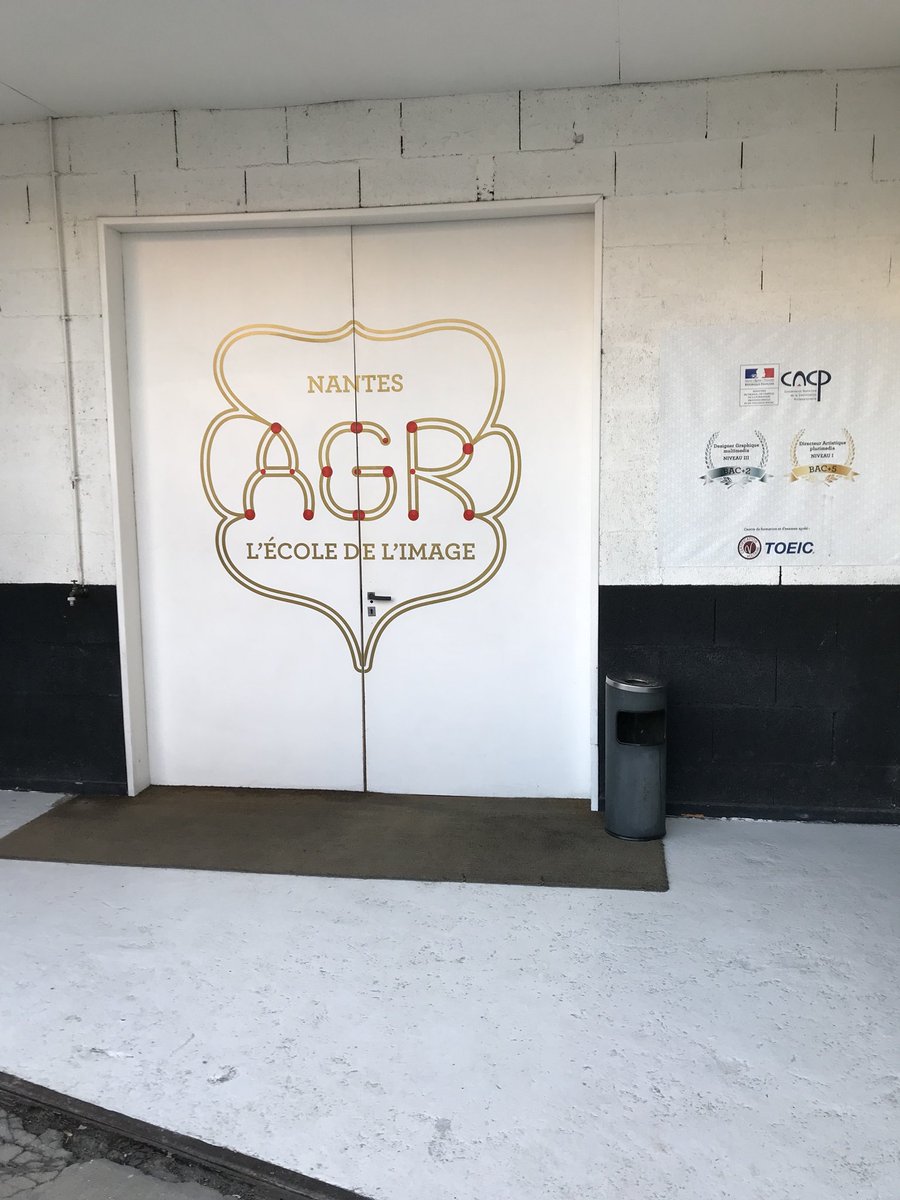 AlexisBoissard's tweet photo. Le projet #Hyplab continu ! Aujourd’hui les PESTIBUSTERS se retrouvent dans les locaux d’AGR pour continuer notre projet au sujet des Pesticides ! @agrecoleimage @PolytechNantes @audencia_com @Eauetrivieres #ddj #Datavisualization https://t.co/7AzoCpkhaD