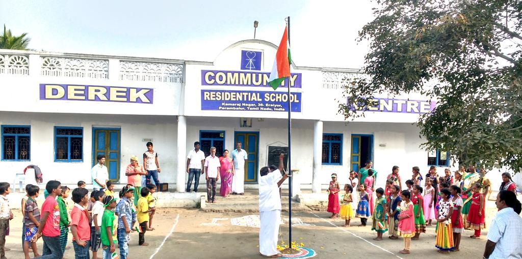 Rajasekaran89's tweet photo. #RepublicDay2018 celebration 🎉 #DerekCommunityCentre @DerekONeill101 @sqfoundation @SandraSquires @AnnaMLeclercq @1AmAbundance https://t.co/aht8TvUYVz
