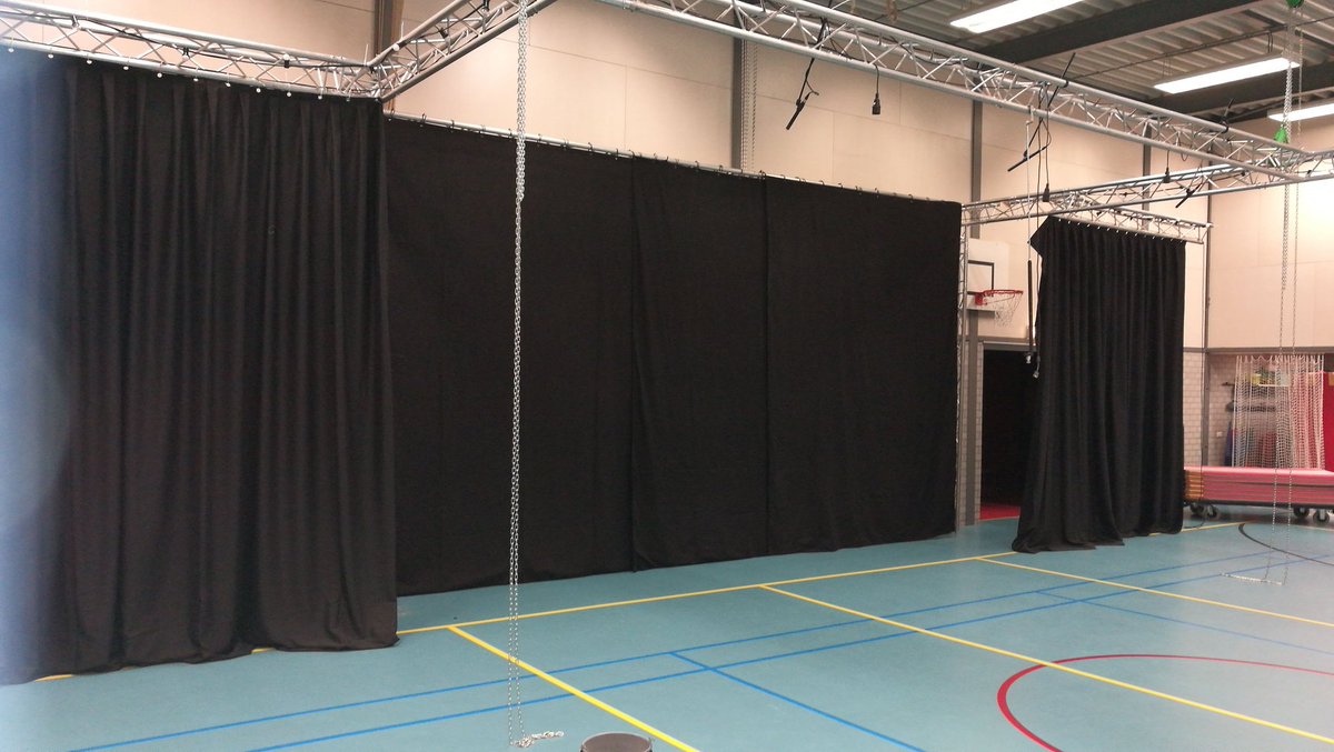 Woldbloem's tweet photo. Het begint er op te lijken.
Veel werk verzet door Licht en Geluid, MFA bestuur en Woldbloemers....
Dit jaar voor het eerst onze uitvoeringen in het MFA te Roderwolde🎬
Wilt u er bij zijn? https://t.co/ieSp66zn5o https://t.co/fZLX3eQ1ee