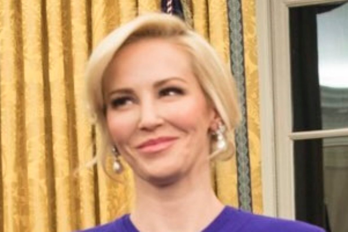 GetDefenseLaw's tweet photo. Until The Moment She Saw His Signature On Actual Money, Louise Linton #attorney #law #lawyer https://t.co/2Knd9XbOhf https://t.co/11pCRVGZoT