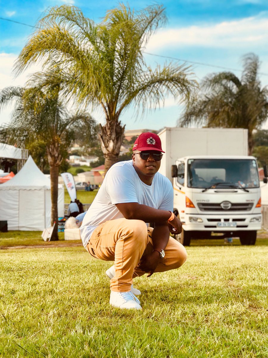 BEAST_RSA's tweet photo. Stop Stressing About What Could Go Wrong &amp; Start Being Excited About What Could Go Right. Currently Working On My Album🤘🏾

#BEASTRSA #YearOfTheBEAST #ImSoGhetto #AlbumUnderConstruction #IconPB https://t.co/WHQ33JZpKH