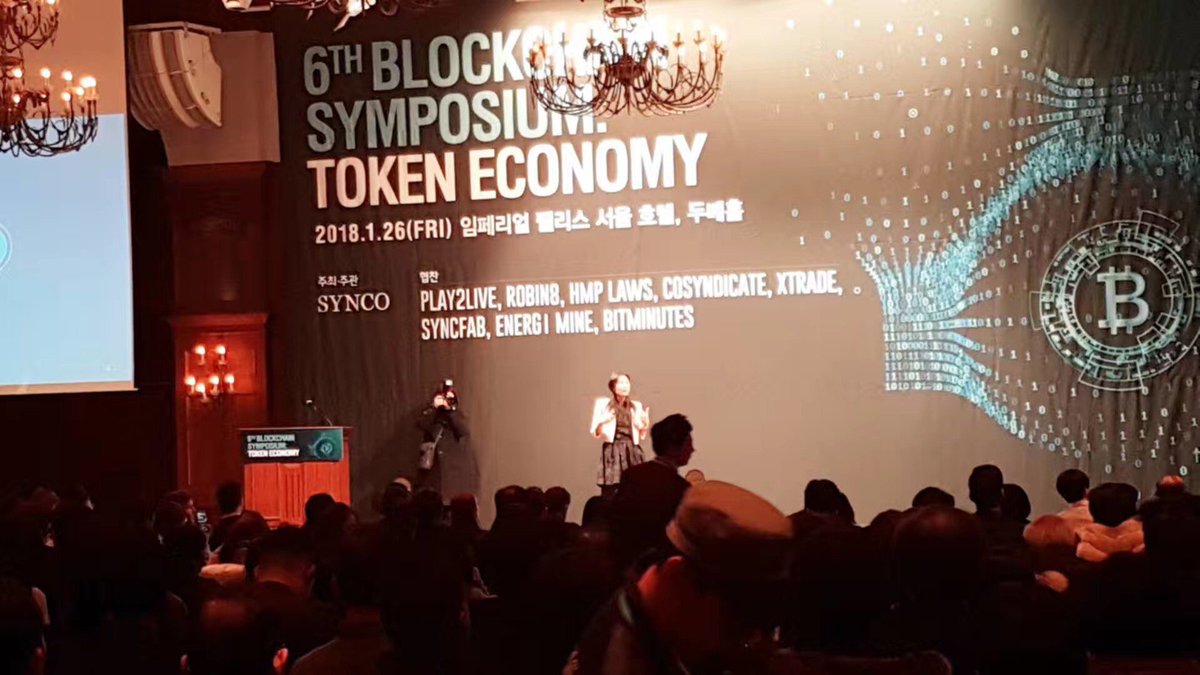 HelloRobin8's tweet photo. Blockchain Mania in Korea! Over 800 ppl at this Blockchain event and they had 1500 people that wanted to attend! https://t.co/Oc9iAuduio