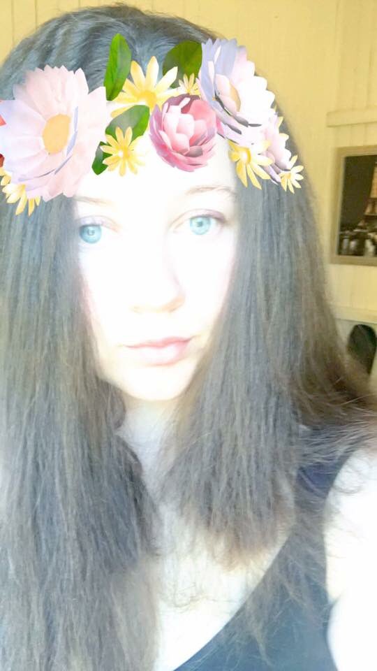 AlexDebritt's tweet photo. 😊🌺🌸 https://t.co/JLsgEcYAbY