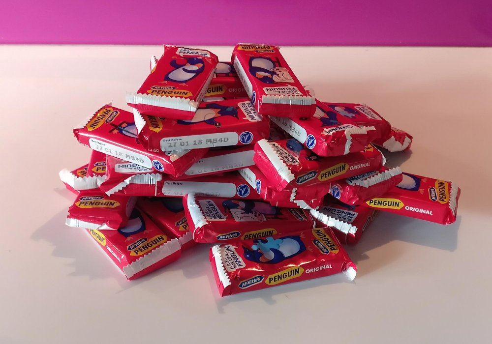 mywebcare's tweet photo. 39 Penguin bars.

1 Day till they go out of date.

Challenge accepted. https://t.co/jo33rSBiU4