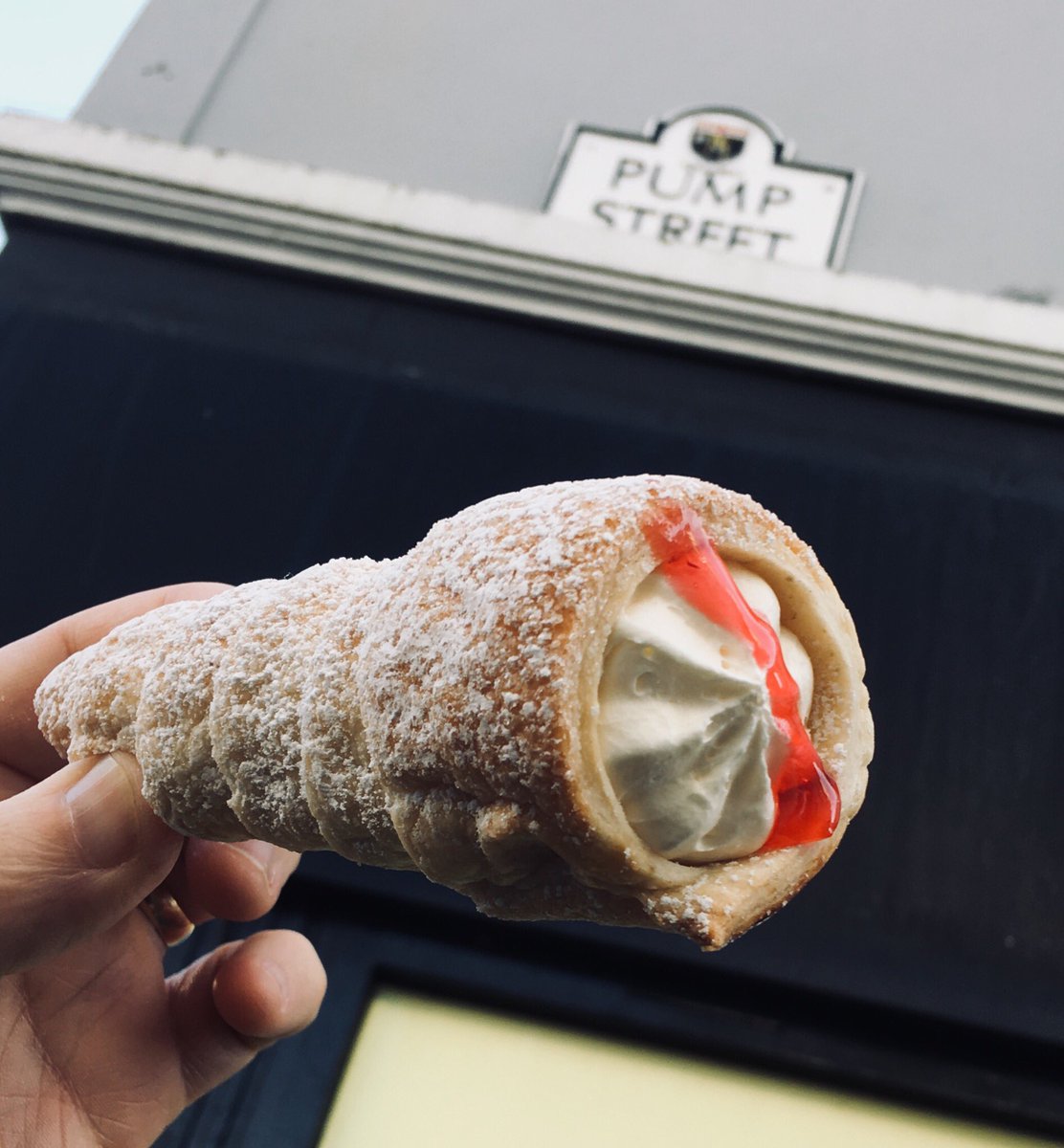 <a href="/nicolacoughlan/">ؘ</a> Well, I guess someone had to do it. #DerryGirls