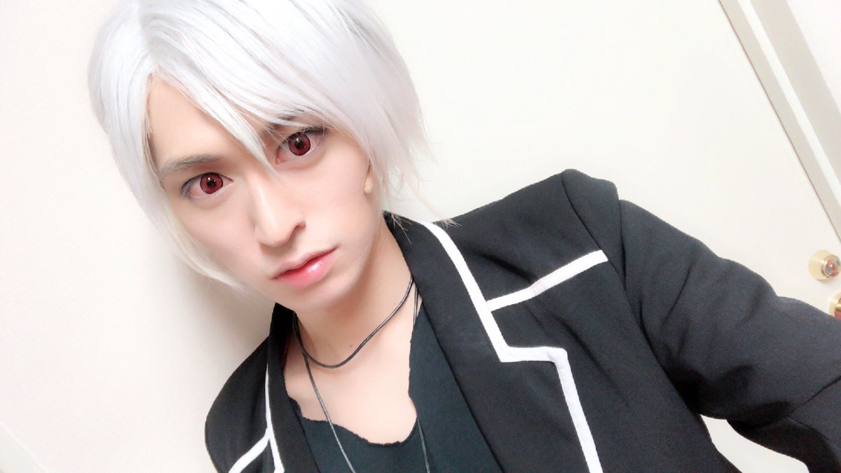 舞台diabolik Lovers Mb 4回目公演終了致しました ご来場下さった皆様 ありがとうございました 明日は昼夜共に当日券をご用意しております ぜひお越しください ディアステmb 荒一陽 佐藤友咲 井深克彦 小波津亜廉 和合真一 高本学 斉藤秀翼