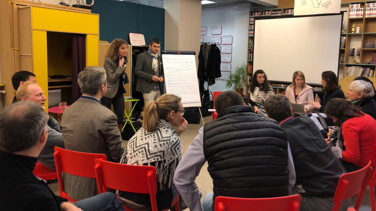 ListenLeon's tweet photo. Bonne humeur, humour et enthousiasme contagieux font plaisir à voir et rendent dynamique et agréable l’événement. Merci à l’@Anact_ et @la_fing pour la qualité d’animation de @LeTransfoNum #TransfoNumParticipation cc @abrugiere https://t.co/tFaSBXjJBg