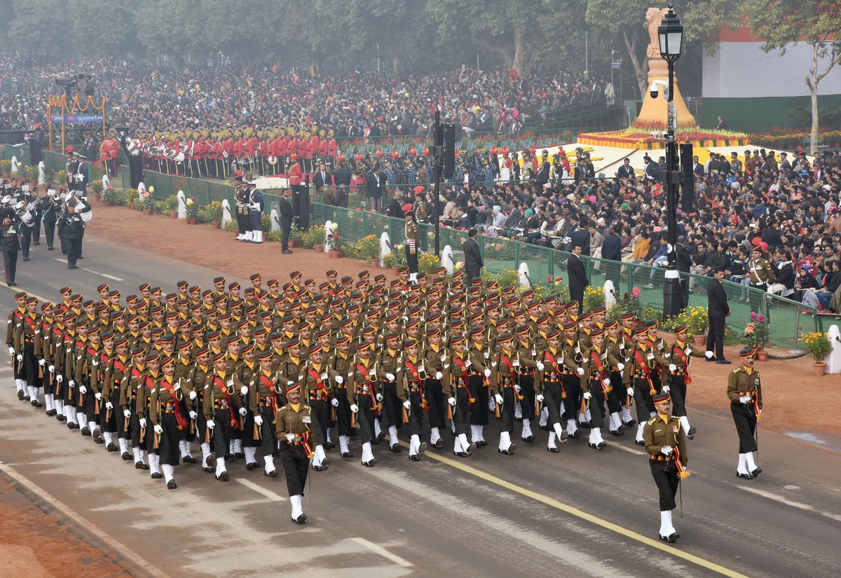 BJP4Gujarat's tweet photo. Glimpses of 69th #RepublicDay Celebrations at Rajpath, New Delhi. https://t.co/Mn0xtUMdrO