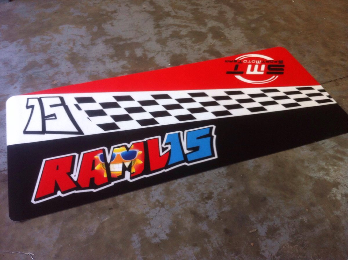 inkymat's tweet photo. @CEVMotorcycle Habéis visto que alfombras 100% personalizables para moto hacemos? :P https://t.co/wmX7Uuiw4C